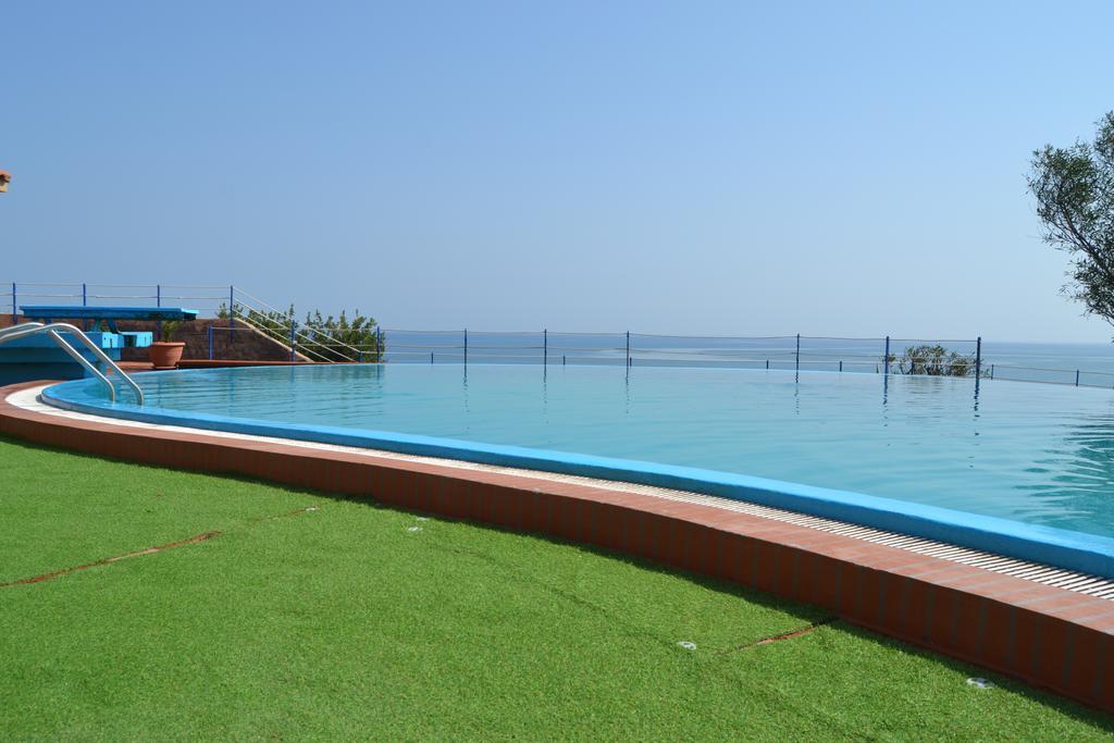 Iris House Appartement Agnone Bagni Buitenkant foto