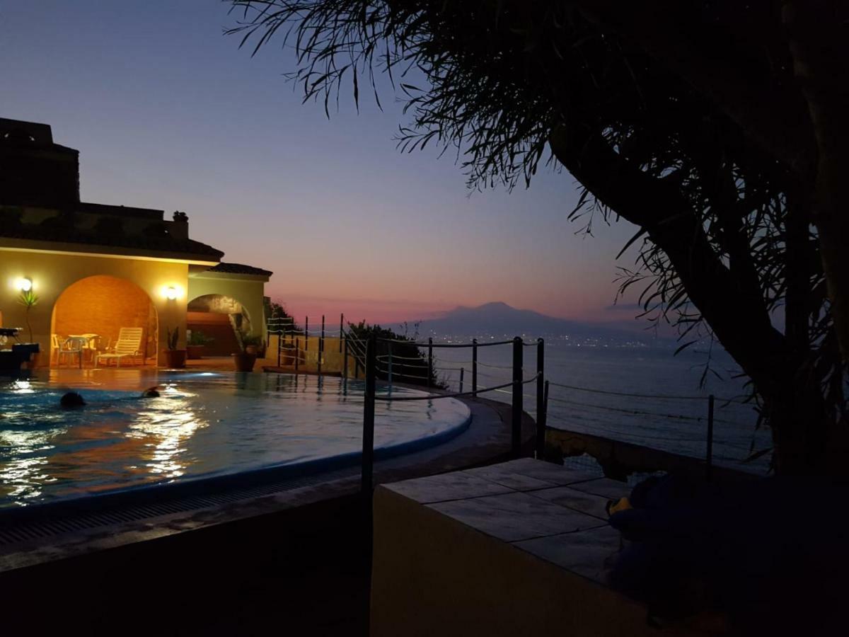 Iris House Appartement Agnone Bagni Buitenkant foto